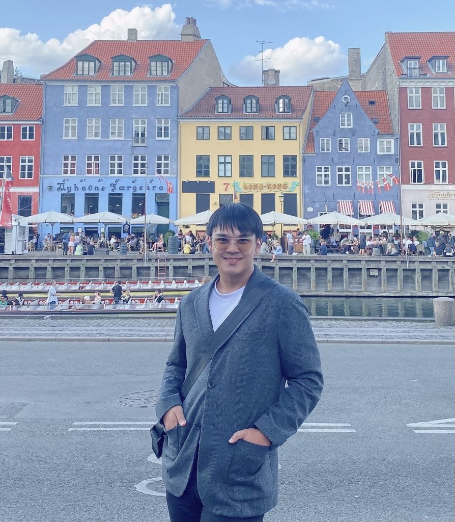 ดร.วโรธร ไพรสุวรรณ